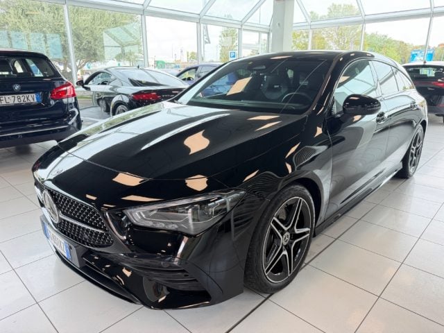 Mercedes-Benz CLA 200 d Automatic Shooting Brake AMG Line Advanced Plus, del 2024, 63.000 km, in vendita a Ferrara (FE)