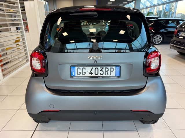 smart forTwo EQ Passion - foto 3 di 4