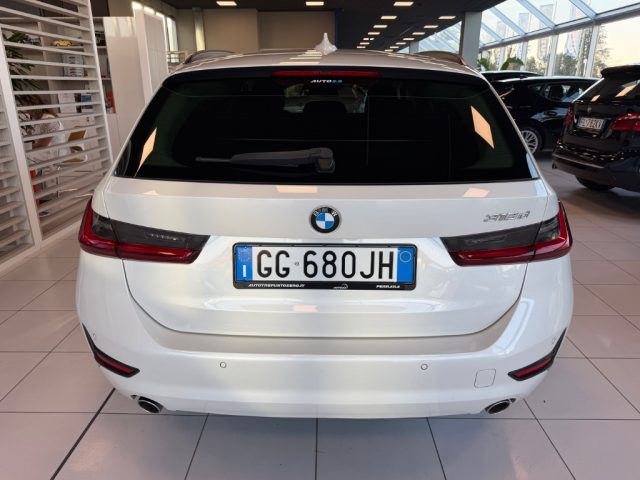 BMW 318 d 48V Touring Business Advantage auto - foto 3 di 4