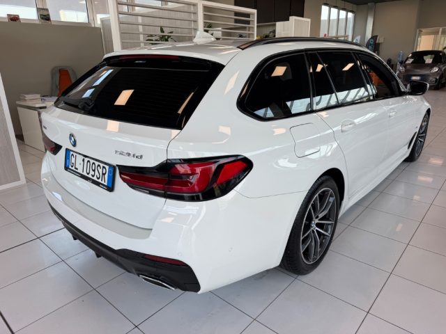 BMW 520 d 48V xDrive Touring Msport auto - foto 4 di 4