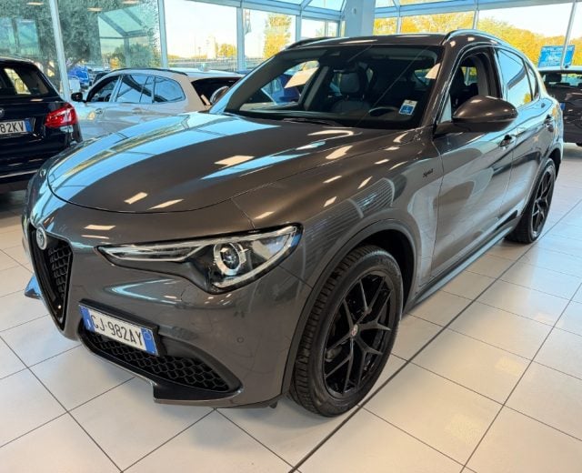 Alfa Romeo Stelvio 2.0 Turbo 200 CV AT8 Q4 Sprint, del 2020, 58.000 km, in vendita a Ferrara (FE)