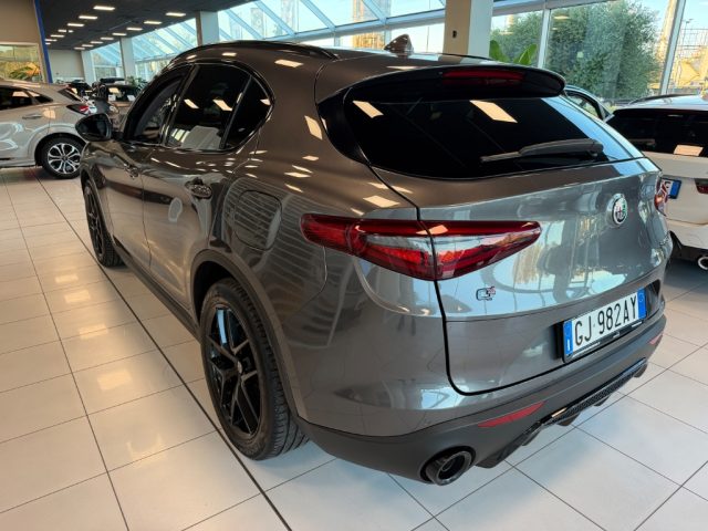 Alfa Romeo Stelvio 2.0 Turbo 200 CV AT8 Q4 Sprint - foto 2 di 4