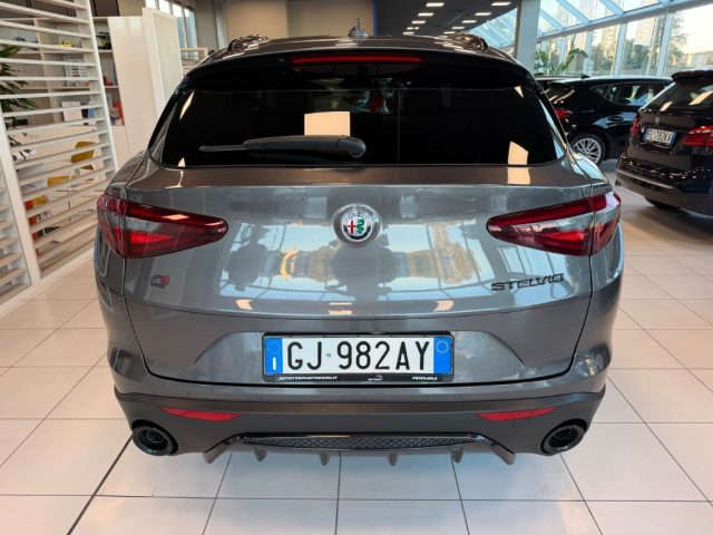 Alfa Romeo Stelvio 2.0 Turbo 200 CV AT8 Q4 Sprint - foto 3 di 4