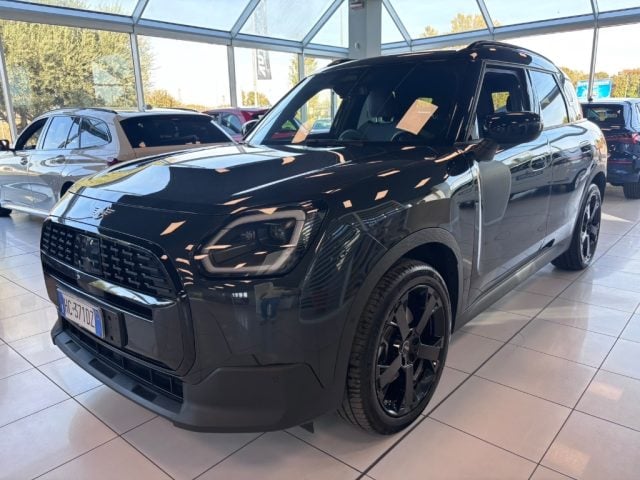 MINI Countryman 1.5 48V C Classic auto, del 2025, 19.000 km, in vendita a Ferrara (FE)