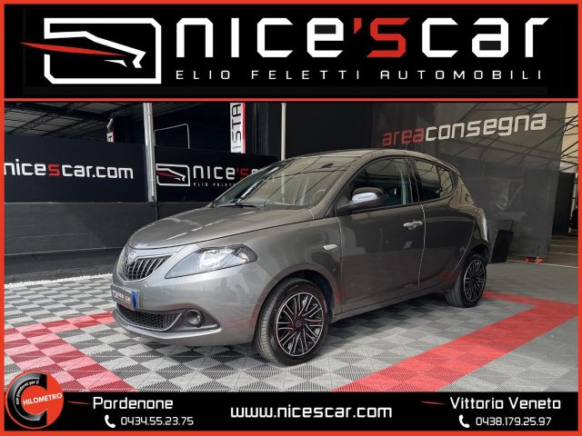 Lancia Ypsilon 1.0 FireFly 5 porte S&S Hybrid Gold usato a VITTORIO VENETO