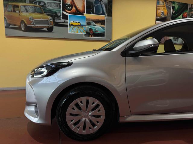 Toyota Yaris 1.5 Hybrid 5 porte Active usato a LATINA