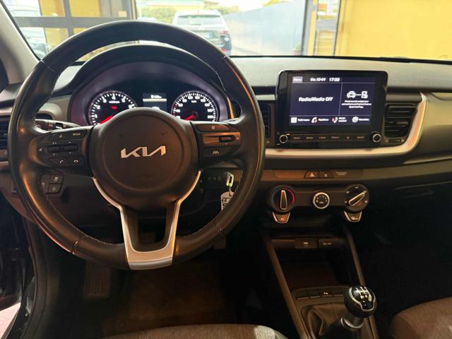 Kia Stonic 1.2 benz My23 usato a LATINA