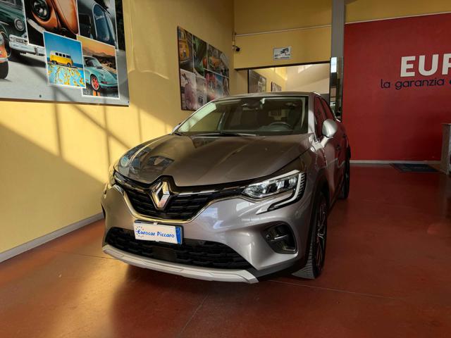 Renault Captur TCe 90 CV Techno - foto 2 di 4