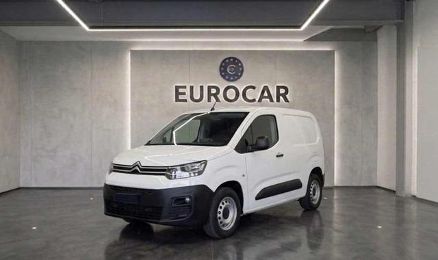 Citroen Berlingo BlueHDi 100 S&S Van M Club, del 2024, 24.300 km, in vendita a Latina (LT)