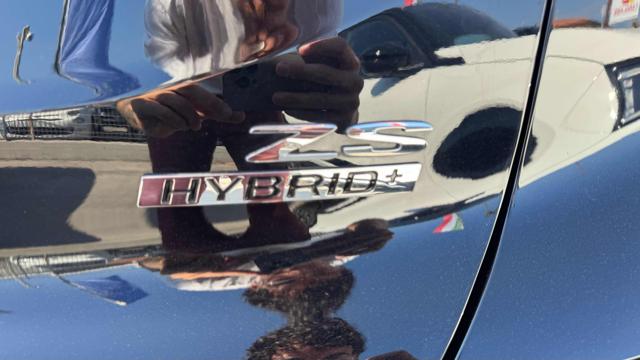 MG ZS 1.5 Hybrid+ Luxury - foto 4 di 4