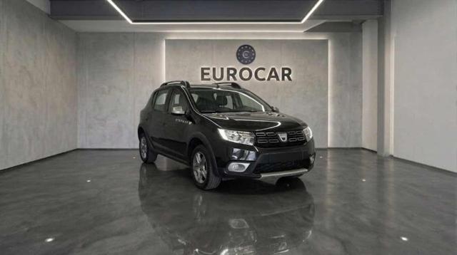 Dacia Sandero Stepway 0.9 TCe 90 CV - foto 2 di 4