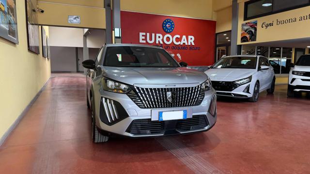 Peugeot 2008 PureTech 100 S&S Allure usato a LATINA