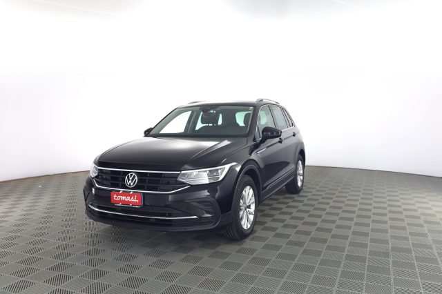 Volkswagen Tiguan Tiguan 2.0 TDI 150 CV SCR DSG Life usato a VERONA