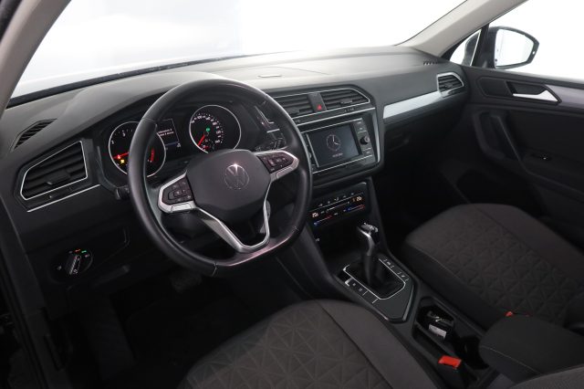 Volkswagen Tiguan Tiguan 2.0 TDI 150 CV SCR DSG Life usato a VERONA