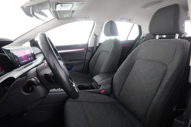 Volkswagen Golf Golf 1.0 eTSI EVO DSG Life - foto 3 di 4