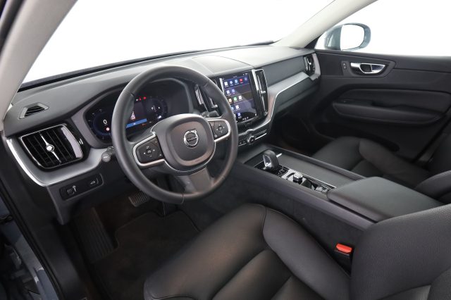 Volvo XC60 XC60 B4 (d) Geartronic Momentum usato a VERONA