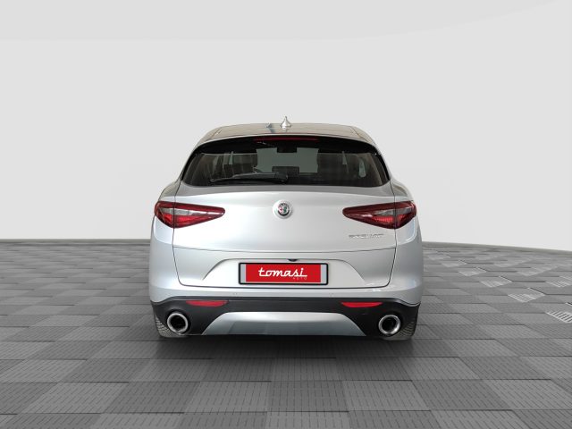 Alfa Romeo Stelvio Stelvio 2.2 Turbo Diesel 190 CV AT8-RWD Executive - foto 4 di 4
