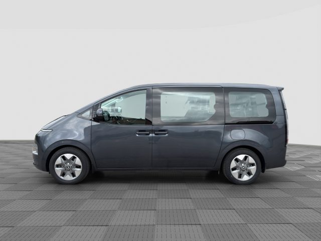 Hyundai STARIA Staria 2.2 AT AWD 9 posti Wagon - foto 2 di 4