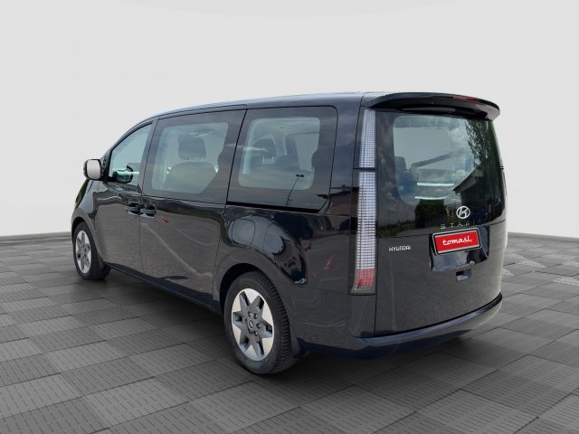 Hyundai STARIA Staria 2.2 AT AWD 9 posti Wagon - foto 3 di 4