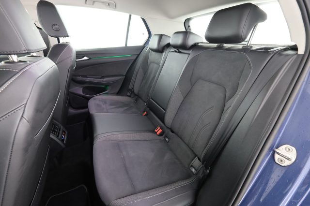 Volkswagen Golf Golf 2.0 TDI 150 CV DSG SCR Style - foto 3 di 4