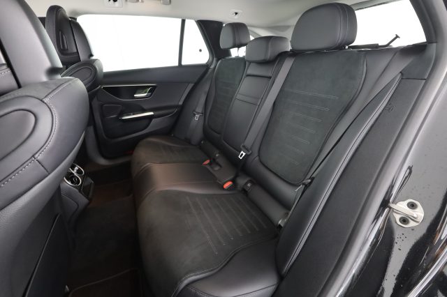 Mercedes-Benz CLA sse C C 300 e Plug-in hybrid S.W. Premium - foto 3 di 4