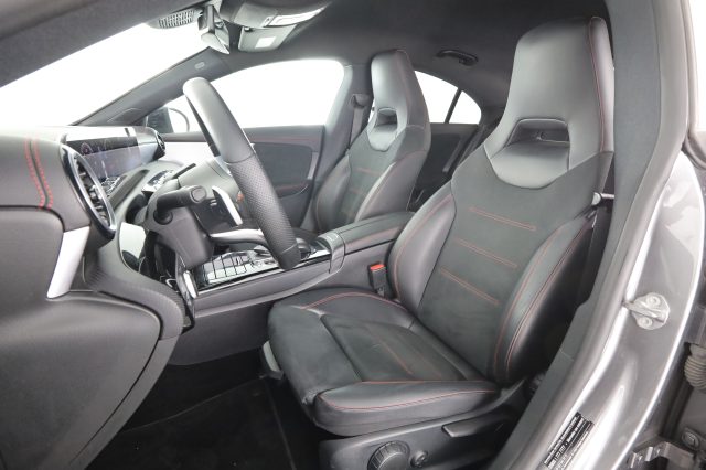 Mercedes-Benz CLA sse Coupé 180 d Automatic Coupe' PREMIUM - foto 2 di 4