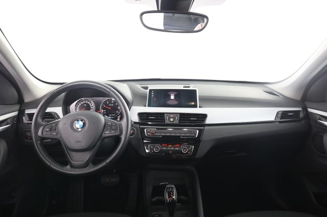BMW X1 X1 sDrive18d BUSINESS ADVANTAGE - foto 4 di 4