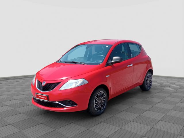 Lancia Ypsilon Ypsilon 1.2 69 CV 5 porte Silver usato a VERONA