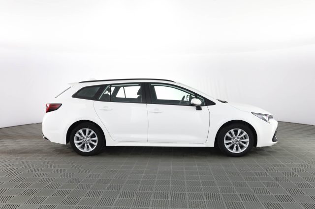 Toyota Corolla Corolla Active 1.8 Hybrid Touring Sports - foto 3 di 4
