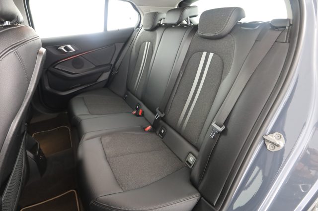 BMW 116 Serie 1 d 5p. Sport - foto 3 di 4