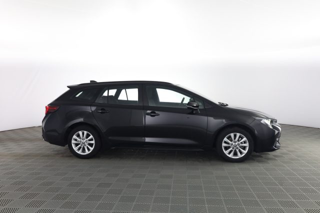 Toyota Corolla Corolla Active 1.8 Hybrid Touring Sports - foto 3 di 4