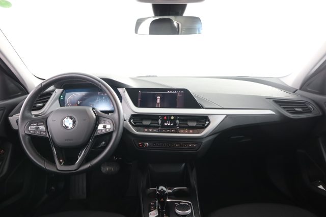 BMW 116 Serie 1 d BUSINESS ADVANTAGE - foto 4 di 4