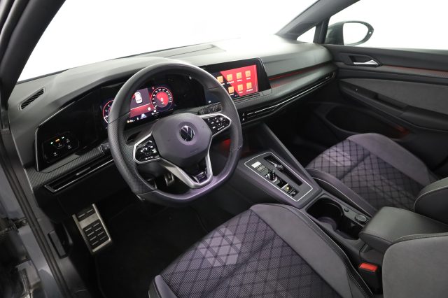 Volkswagen Golf Golf 1.5 eTSI 150 CV EVO ACT DSG R-Line usato a VERONA