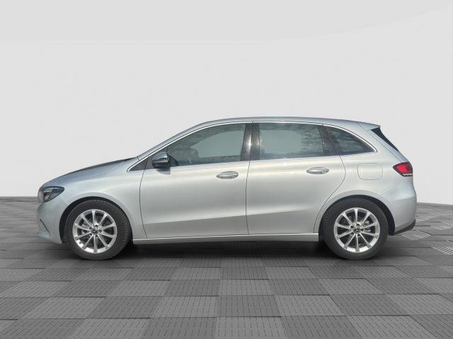Mercedes-Benz CLA sse B B 180 d Automatic Sport Plus - foto 2 di 4