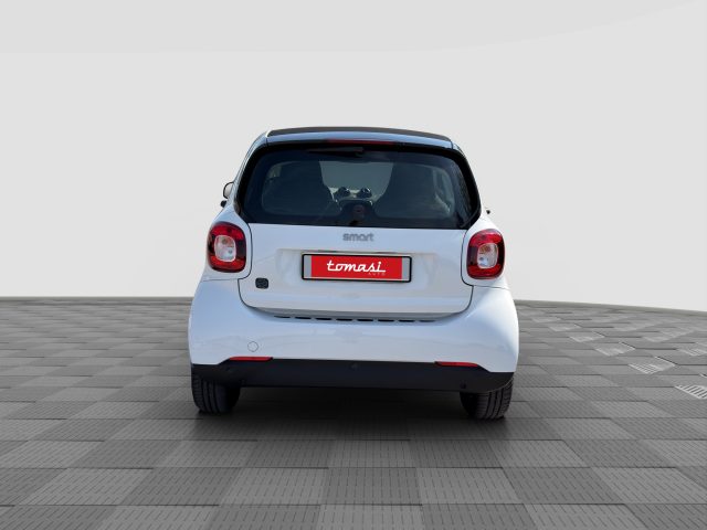 smart forTwo fortwo EQ passion - foto 4 di 4