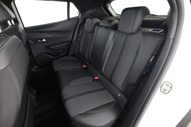 Peugeot 2008 2008 BlueHDi 130 S&S EAT8 Allure Pack - foto 3 di 4