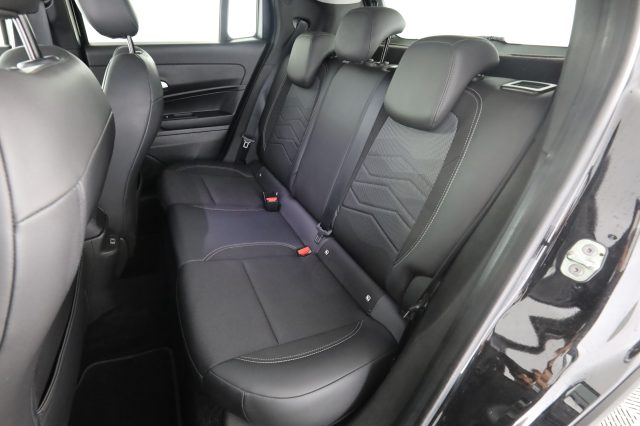 Jeep Avenger Avenger 1.2 Turbo MHEV Summit - foto 3 di 4