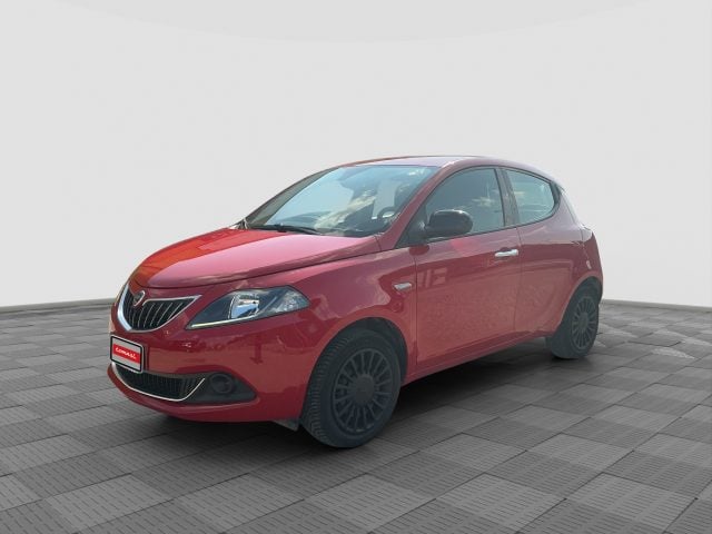 Lancia Ypsilon Ypsilon 1.0 FireFly 5 porte S&S Hybrid Ecochic Sil usato a VERONA