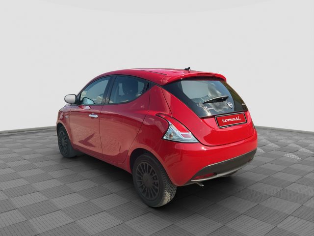 Lancia Ypsilon Ypsilon 1.0 FireFly 5 porte S&S Hybrid Ecochic Sil - foto 3 di 4