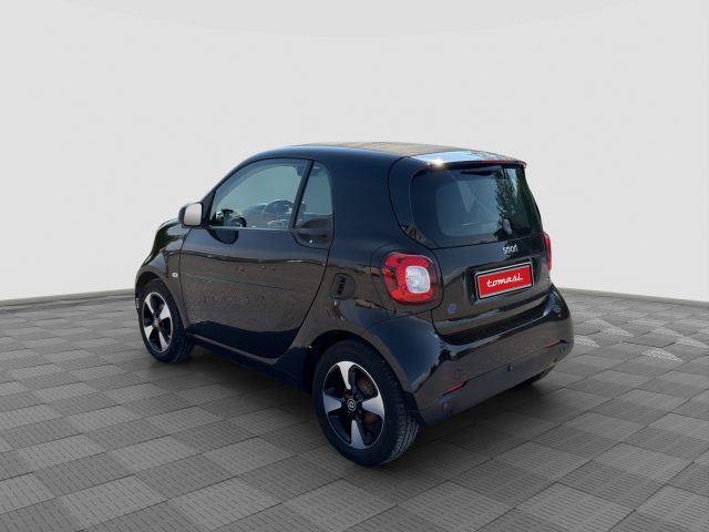smart forTwo fortwo EQ passion - foto 3 di 4