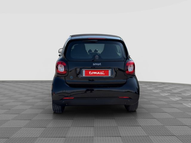 smart forTwo fortwo EQ passion - foto 4 di 4