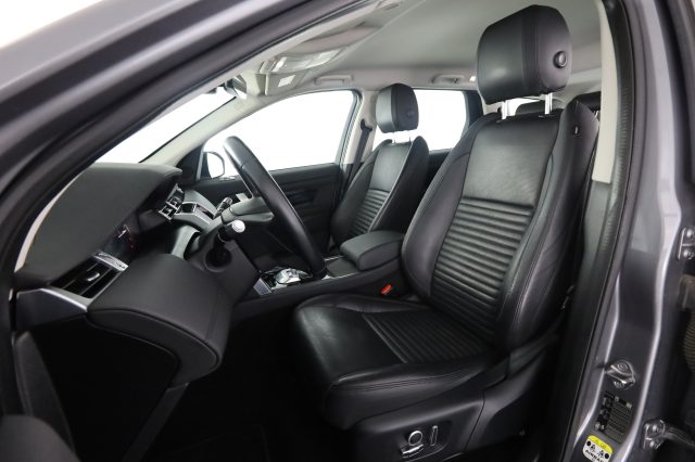 Land Rover Discovery Sport Discovery Sport 2.0 TD4 163 CV AWD Auto SE - foto 2 di 4