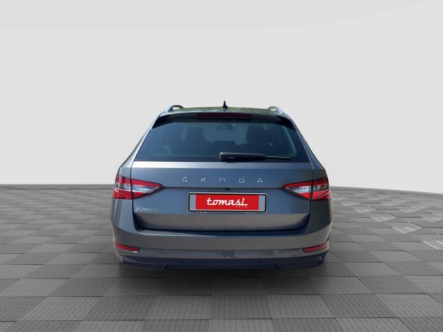 Skoda Superb Superb 2.0 TDI EVO SCR Wagon Style DSG - foto 3 di 4