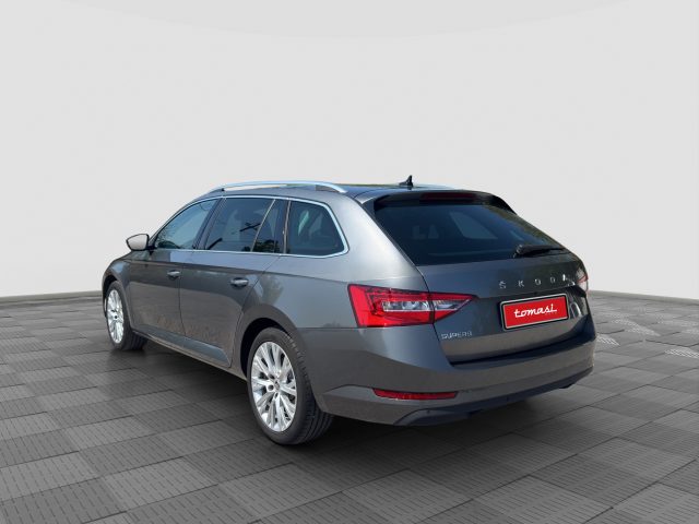 Skoda Superb Superb 2.0 TDI EVO SCR Wagon Style DSG - foto 4 di 4