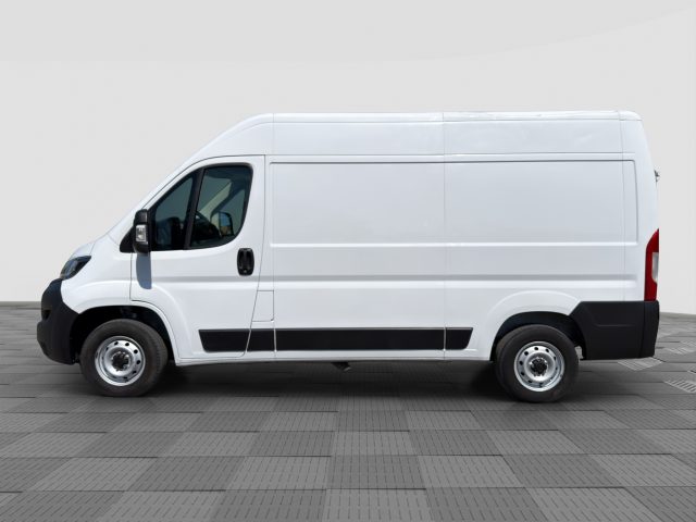 Fiat Ducato Ducato 35 2.2 Mjt 140CV PM-TM Furgone - foto 2 di 4