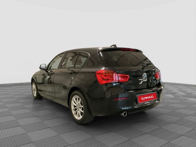 BMW 118 Serie 1 i 5p. Advantage - foto 3 di 4