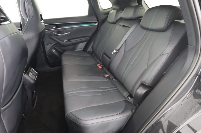 BYD Seal U DM-i DM-i 1.5 218 CV PHEV Comfort - foto 3 di 4