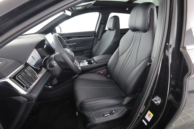 BYD Seal U DM-i DM-i 1.5 218 CV PHEV Comfort - foto 2 di 4
