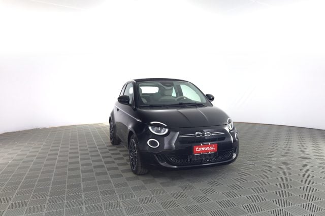 Fiat 500C 500 Cabrio Hybrid La Prima - foto 2 di 4