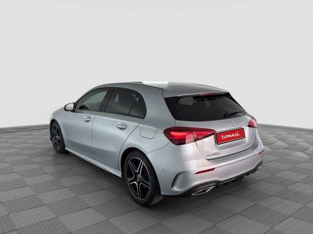 Mercedes-Benz A 180 A 200 d Automatic AMG Line Premium - foto 3 di 4